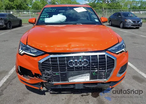 2022 Audi Q3 Premium Plus 40 Tfsi Quattro Tiptronic z USA, uszkodzony, nr VIN WA1BUCF36N1149539